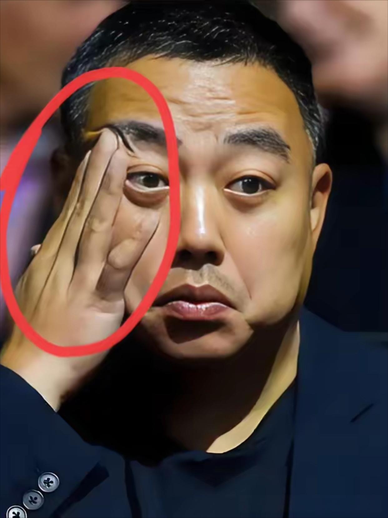  穆古鲁扎在FPX比赛中挺进下一轮，回归赛场引发热议！